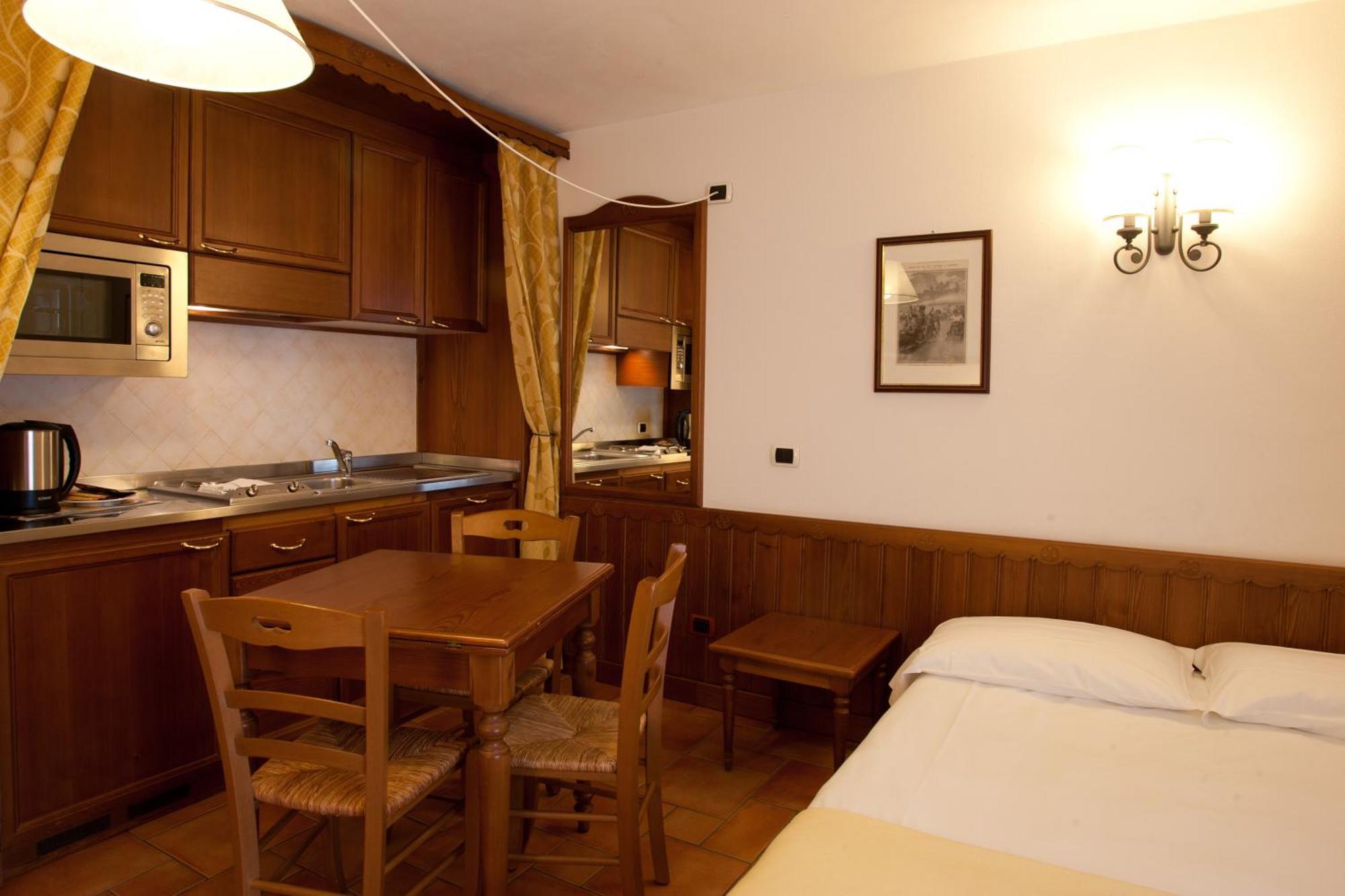 Residence Le Grand Chalet Courmayeur Exterior foto